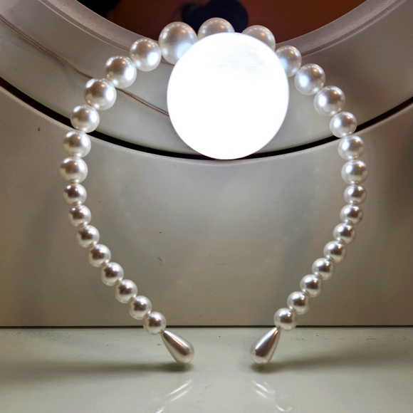 ALDO - Pearl Headband - Picture 1 of 2